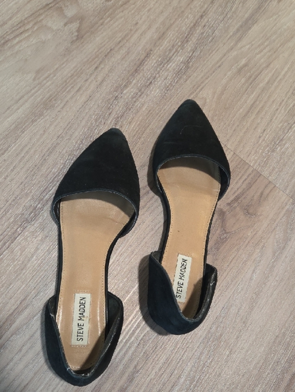 Steve Madden Classic Pointed-Toe Black Women's Flats